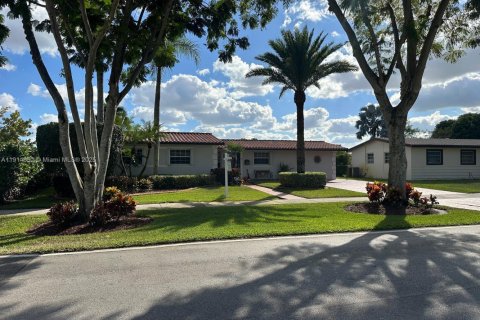 Купить виллу или дом в Хайалиа, Флорида 3 спальни, 149.2м2, № 1970146 - фото 3