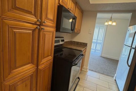 Apartamento en alquiler en Orlando, Florida, 3 dormitorios, 117.99 m2 № 1877411 - foto 3