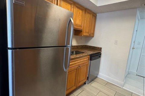 Apartamento en alquiler en Orlando, Florida, 3 dormitorios, 117.99 m2 № 1877411 - foto 4