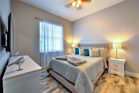 House in Kissimmee, Florida 5 bedrooms, 227.52 sq.m. № 1650131 - photo 8