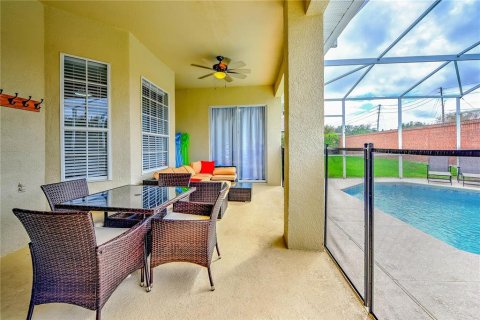 House in Kissimmee, Florida 5 bedrooms, 227.52 sq.m. № 1650131 - photo 21