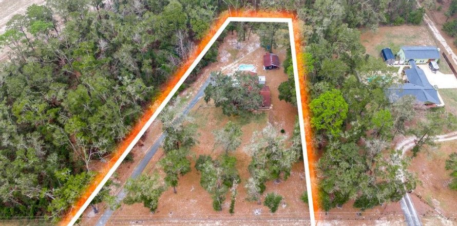House in High Springs, Florida 2 bedrooms, 151.99 sq.m. № 1517245