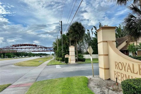 Townhouse in Kissimmee, Florida 3 bedrooms, 131.74 sq.m. № 1782212 - photo 3