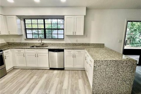 Townhouse in Kissimmee, Florida 3 bedrooms, 131.74 sq.m. № 1782212 - photo 8