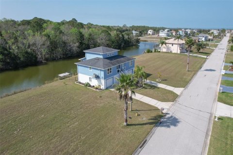 Casa en venta en Hernando Beach, Florida, 3 dormitorios, 185.62 m2 № 1899662 - foto 7