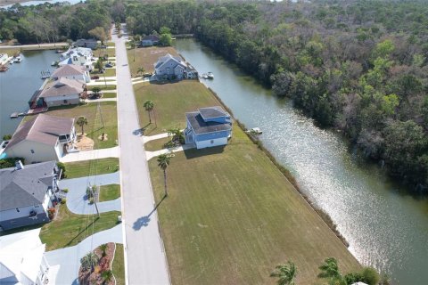 Casa en venta en Hernando Beach, Florida, 3 dormitorios, 185.62 m2 № 1899662 - foto 12