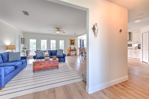 Casa en venta en Hernando Beach, Florida, 3 dormitorios, 185.62 m2 № 1899662 - foto 26