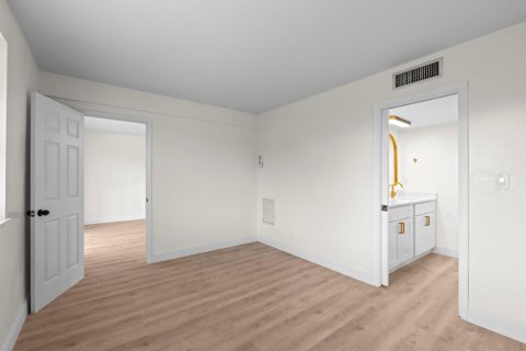 Copropriété à vendre à Lake Worth, Floride: 2 chambres, 83.05 m2 № 2250388 - photo 21