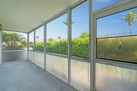 Copropriété à vendre à Lake Worth, Floride: 2 chambres, 83.05 m2 № 2250388 - photo 22