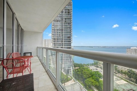 Condominio en alquiler en Miami, Florida, 2 dormitorios, 88.54 m2 № 2085581 - foto 14