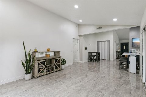 Villa ou maison à vendre à Ocoee, Floride: 3 chambres, 160.91 m2 № 2429194 - photo 10