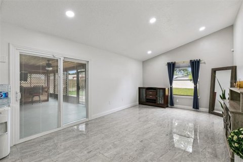 Villa ou maison à vendre à Ocoee, Floride: 3 chambres, 160.91 m2 № 2429194 - photo 12