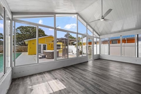 House in Daytona Beach, Florida 3 bedrooms, 184.32 sq.m. № 1681820 - photo 18