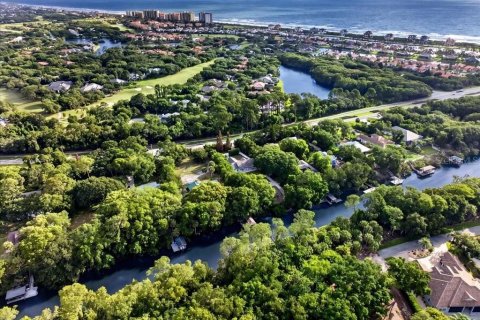 Villa ou maison à vendre à Palm Coast, Floride: 5 chambres, 258.92 m2 № 2099734 - photo 14
