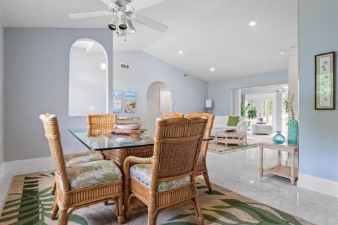 Villa ou maison à vendre à Palm Coast, Floride: 5 chambres, 258.92 m2 № 2099734 - photo 28