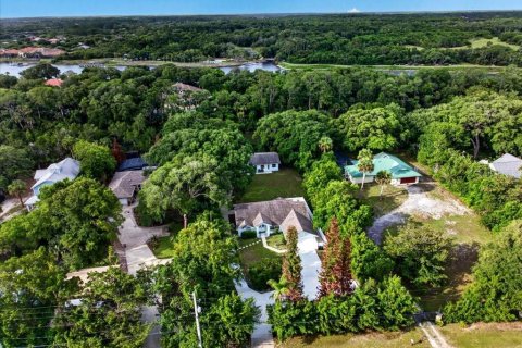 Villa ou maison à vendre à Palm Coast, Floride: 5 chambres, 258.92 m2 № 2099734 - photo 13