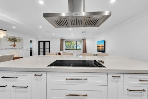 Casa en venta en Hollywood, Florida, 3 dormitorios, 162.58 m2 № 2045468 - foto 11