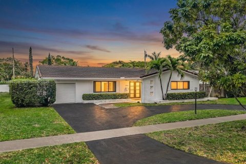 Casa en venta en Hollywood, Florida, 3 dormitorios, 162.58 m2 № 2045468 - foto 5