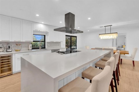 Casa en venta en Hollywood, Florida, 3 dormitorios, 162.58 m2 № 2045468 - foto 7