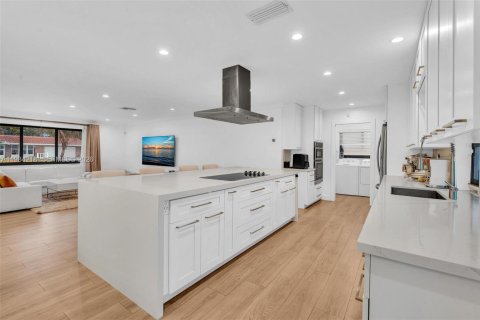 Casa en venta en Hollywood, Florida, 3 dormitorios, 162.58 m2 № 2045468 - foto 9