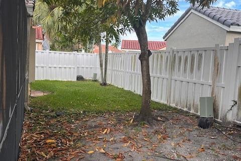 Villa ou maison à vendre à Weston, Floride: 3 chambres, 139.91 m2 № 2421151 - photo 21