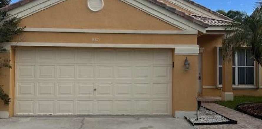 Villa ou maison à Weston, Floride 3 chambres, 139.91 m2 № 2421151