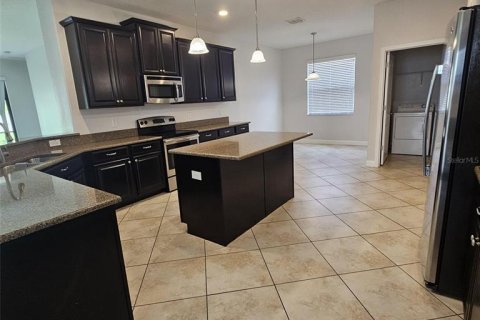 Casa en alquiler en Orlando, Florida, 4 dormitorios, 213.02 m2 № 2156625 - foto 7