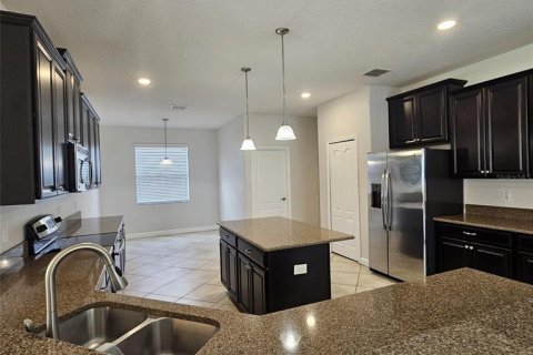 Casa en alquiler en Orlando, Florida, 4 dormitorios, 213.02 m2 № 2156625 - foto 5