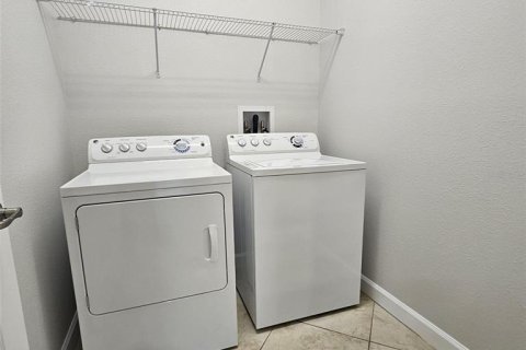 Casa en alquiler en Orlando, Florida, 4 dormitorios, 213.02 m2 № 2156625 - foto 29