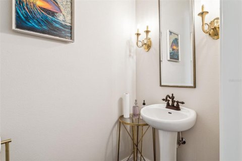 Adosado en venta en Tampa, Florida, 4 dormitorios, 262.36 m2 № 1557381 - foto 10