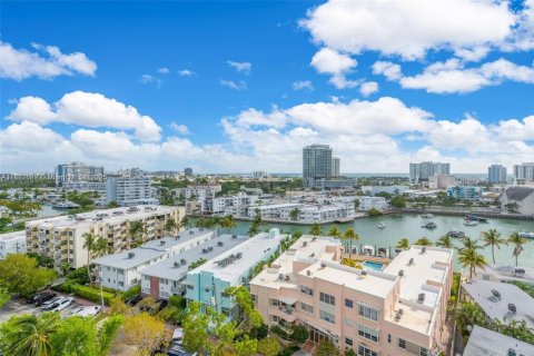 Снять в аренду кондоминиум в Майами-Бич, Флорида 2 спальни, 108.7м2, № 1958025 - фото 21