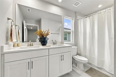 Touwnhouse à vendre à Wesley Chapel, Floride: 4 chambres, 240.25 m2 № 2427393 - photo 30