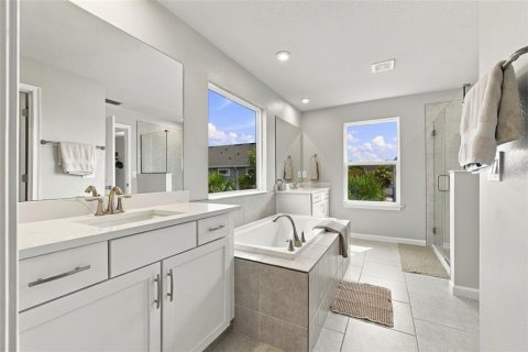 Touwnhouse à vendre à Wesley Chapel, Floride: 4 chambres, 240.25 m2 № 2427393 - photo 25