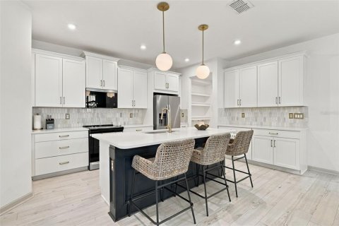 Touwnhouse à vendre à Wesley Chapel, Floride: 4 chambres, 240.25 m2 № 2427393 - photo 7