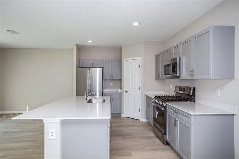 Casa en venta en Davenport, Florida, 4 dormitorios, 189.43 m2 № 1873187 - foto 4