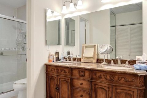 Copropriété à vendre à Coconut Creek, Floride: 2 chambres, 122.07 m2 № 1999399 - photo 15