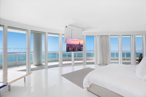 Condo in Miami, Florida, 4 bedrooms  № 2059923 - photo 19