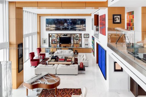 Copropriété à vendre à Miami, Floride: 4 chambres, 929.02 m2 № 2059923 - photo 8