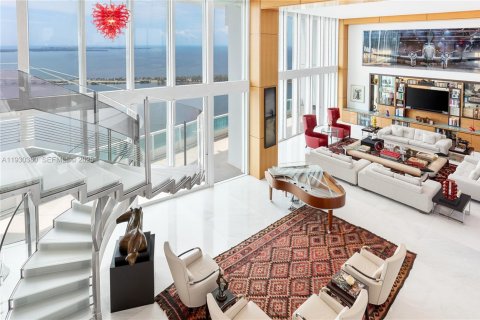 Condo à Miami, Floride, 4 chambres  № 2059923