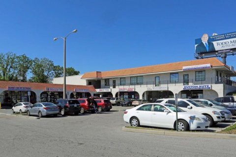 Immobilier commercial à Orlando, Floride 2829.43 m2 № 2371982