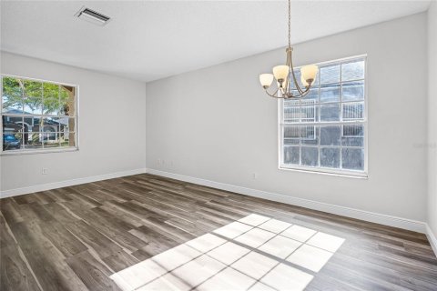 Villa ou maison à vendre à Brandon, Floride: 3 chambres, 150.87 m2 № 1723815 - photo 10