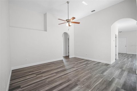 Villa ou maison à vendre à Brandon, Floride: 3 chambres, 150.87 m2 № 1723815 - photo 12