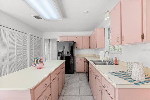 Casa en venta en Kissimmee, Florida, 3 dormitorios, 247.12 m2 № 1747233 - foto 13