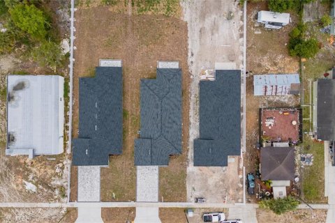 House in Apopka, Florida 4 bedrooms, 176.98 sq.m. № 1654833 - photo 22