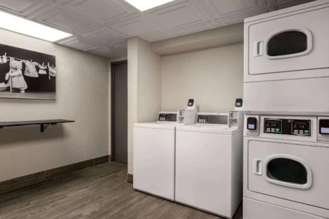 Apartamento en alquiler en Sarasota, Florida, 1 dormitorio, 33.44 m2 № 2208192 - foto 24