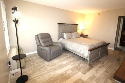 Apartamento en alquiler en Sarasota, Florida, 1 dormitorio, 33.44 m2 № 2208192 - foto 8