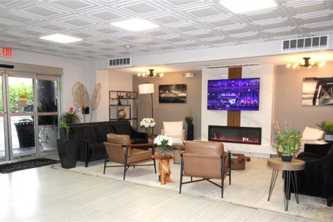 Apartamento en alquiler en Sarasota, Florida, 1 dormitorio, 33.44 m2 № 2208192 - foto 4