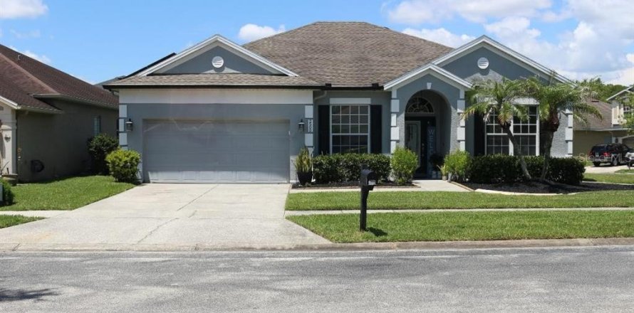 Villa ou maison à Orlando, Floride 4 chambres, 184.6 m2 № 2157772
