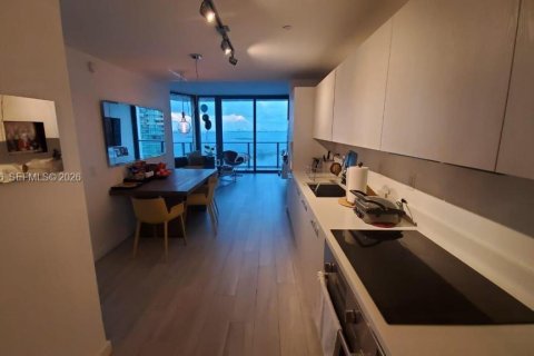 Condo in Miami, Florida, 3 bedrooms  № 2020881 - photo 7