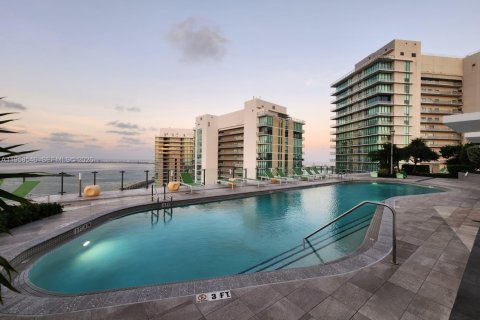 Condo in Miami, Florida, 3 bedrooms  № 2020881 - photo 14